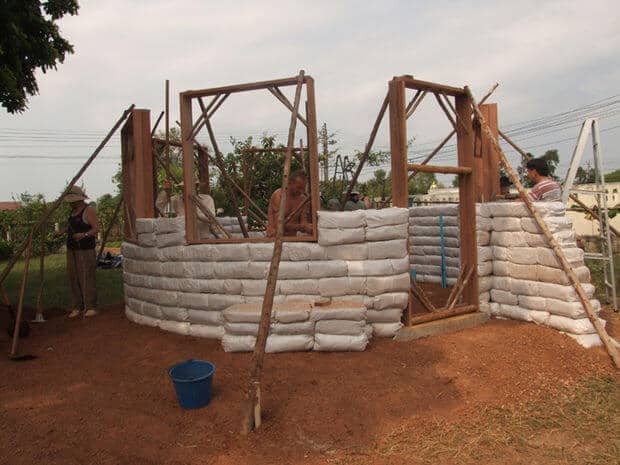 DIY earthbag house build